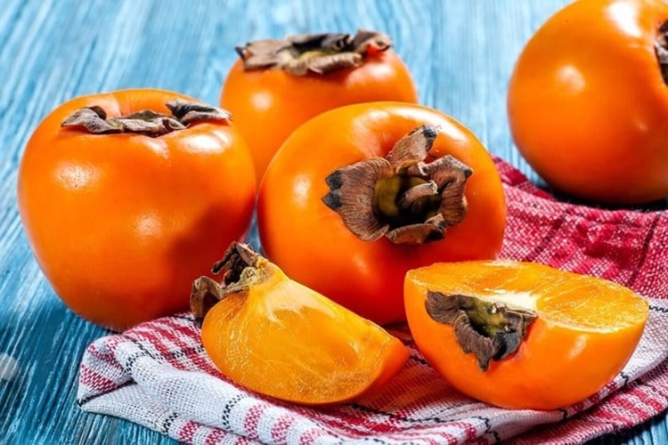 Trabzon Hurması Ne Kadar Yenmeli?