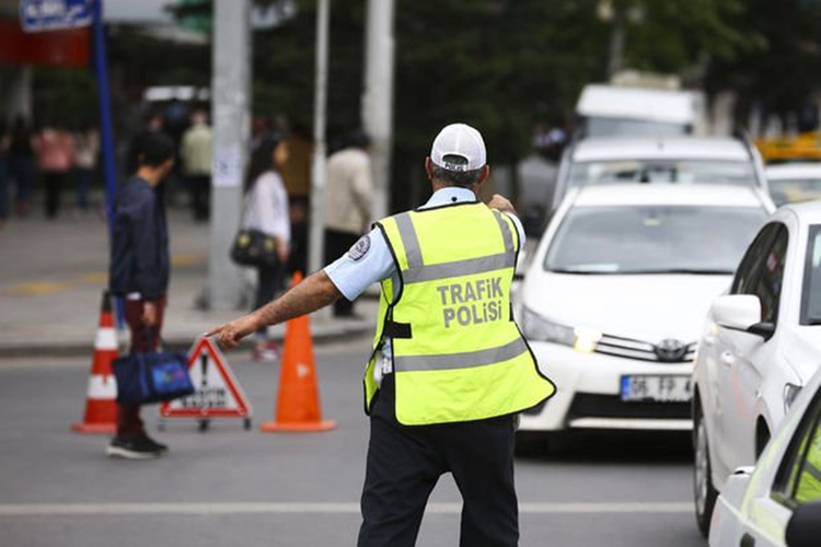 Trafik Cezası Ne Kadar Sürede Gelir?