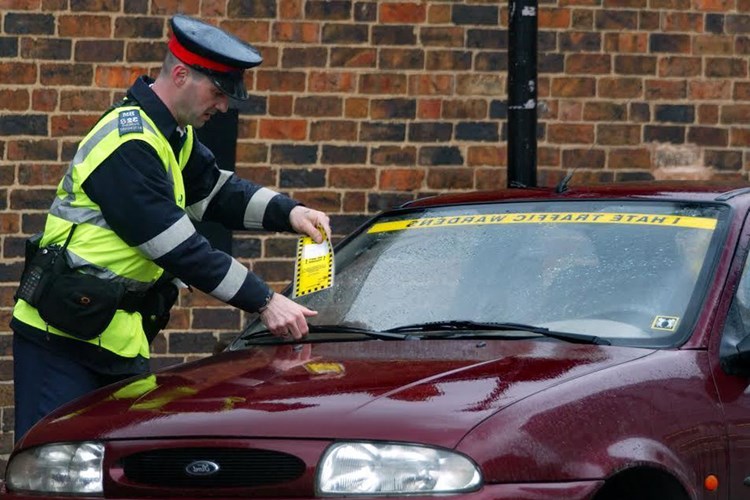 Trafik Polis Askere Ceza Yazabilir Mi?