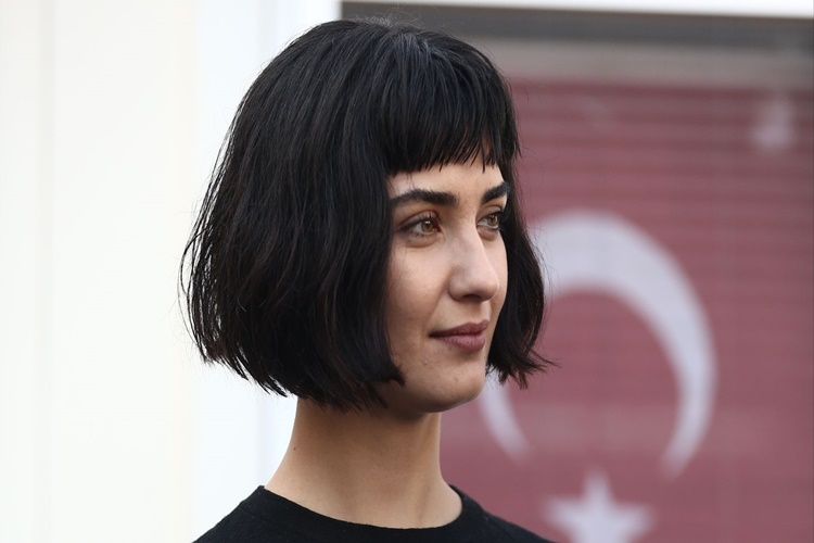 Tuba Büyüküstün’ün Oynadığı Diziler Nelerdir?