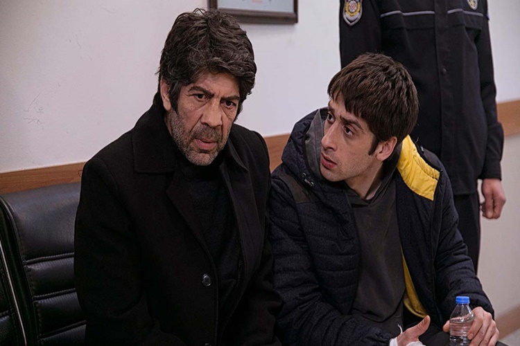 Tuncer Salman Evli Midir?