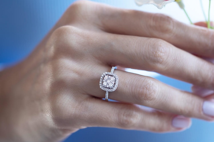 Türkiye’nin En Büyük Pırlanta Üreticisi Olan Blue Diamond Hakkında Merak Edilenler Nelerdir?