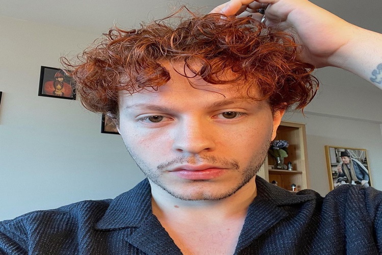 Twitch Siyasetle İlgilenen Yayıncısı Purplebixi Kimdir?