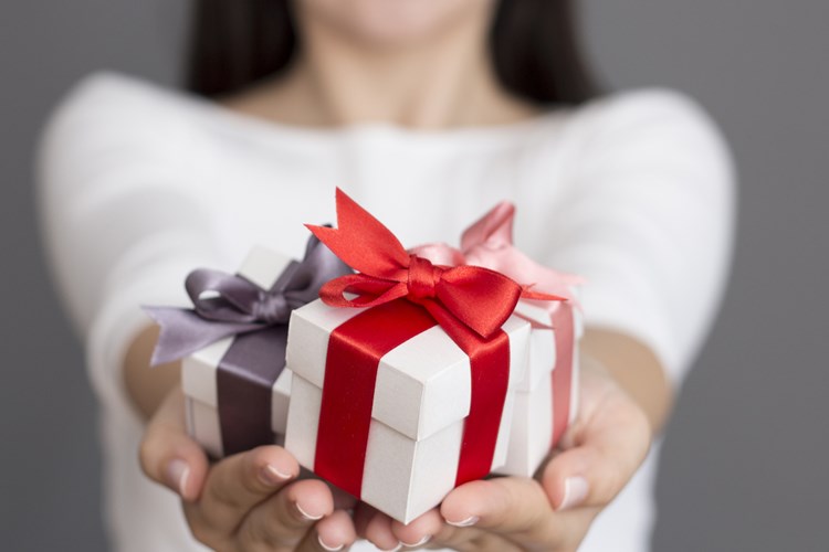 Uçağa Hediyelik Eşya Alınır Mı?