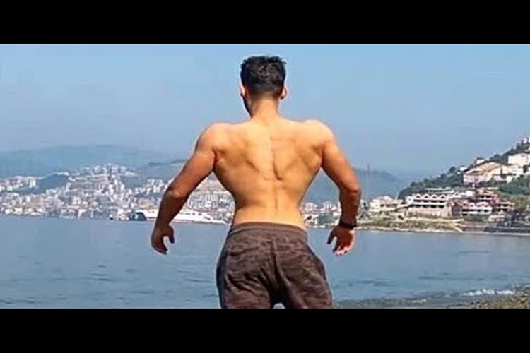 Üçgen Vücut İçin Hangi Kaslar Geliştirilmeli?