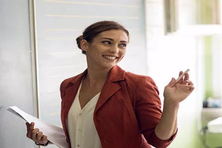 Ücretli Öğretmenlikten Kadroya Nasıl Geçilir?