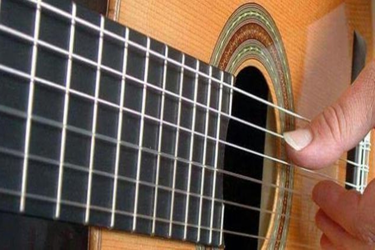 Ukulele Ne Kadar Sürede Öğrenilir?