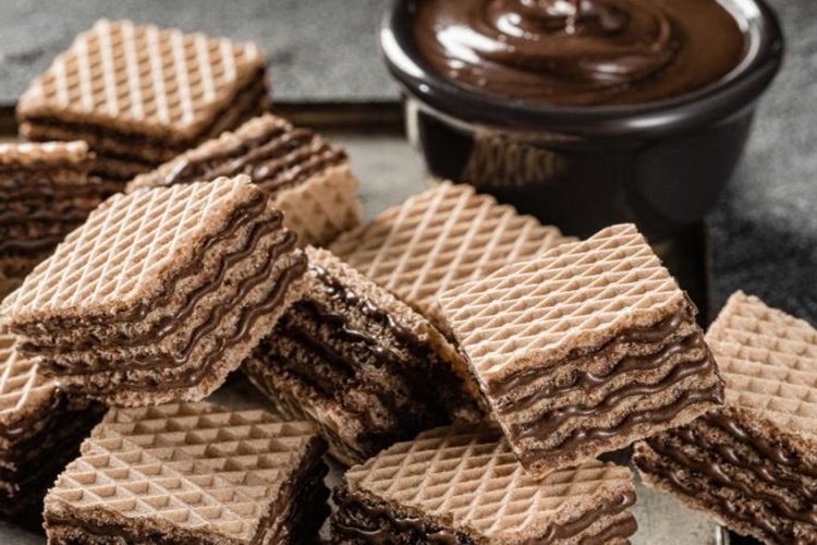 Ülker Çikolatalı Gofret Kilo Aldırır Mı?