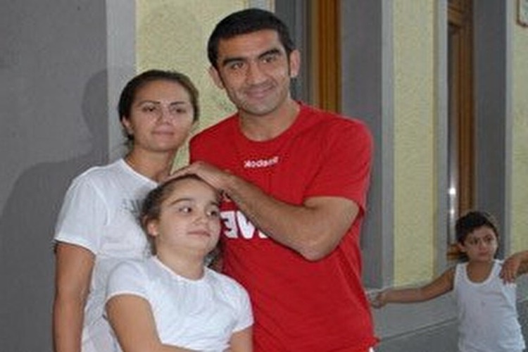 Ümit Özat Eşinden Ayrıldı Mı?