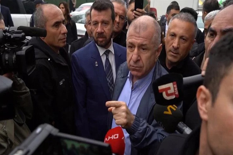 Ümit Özdağ’ın Bildiği Diller Nelerdir?