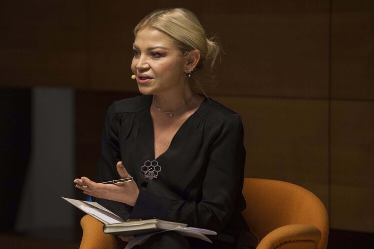 Ünlü Haber Sunucusu Ebru Baki Kimdir?