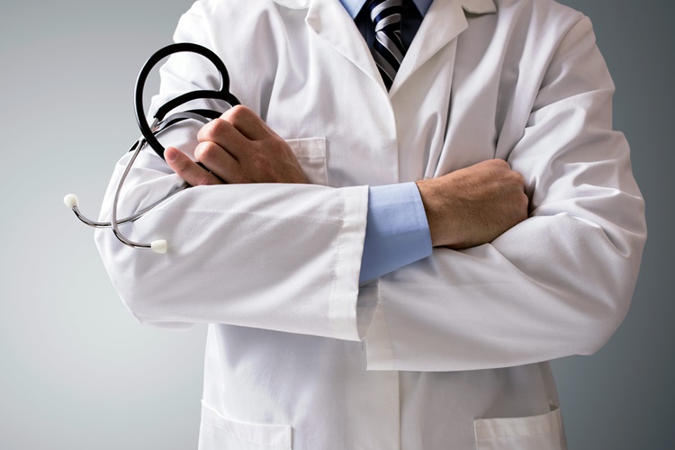 Uyurgezerlik İçin Hangi Doktora Gidilir?