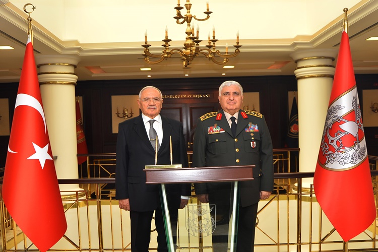Vecdi Gönül’ün Oğlu Kimdir?