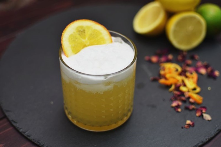 Viskiye Limon Sıkılır Mı?