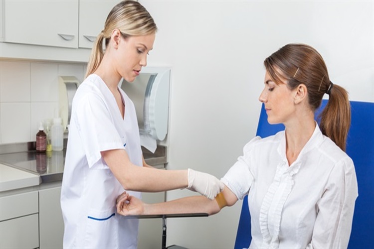 Vitamin Değerleri İçin Kan Tahlili Aç Karnına Mı Yapılır?