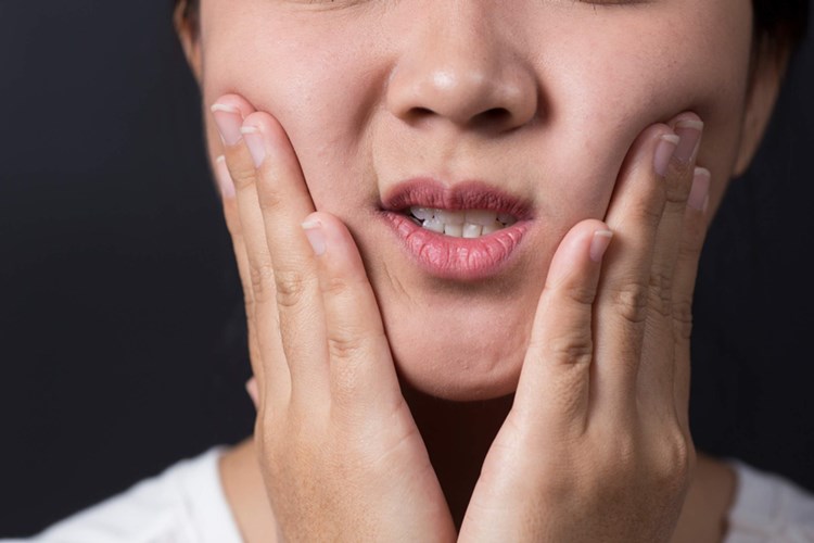 Vitamin Fazlalığı Diş Ağrısı Yapar Mı?