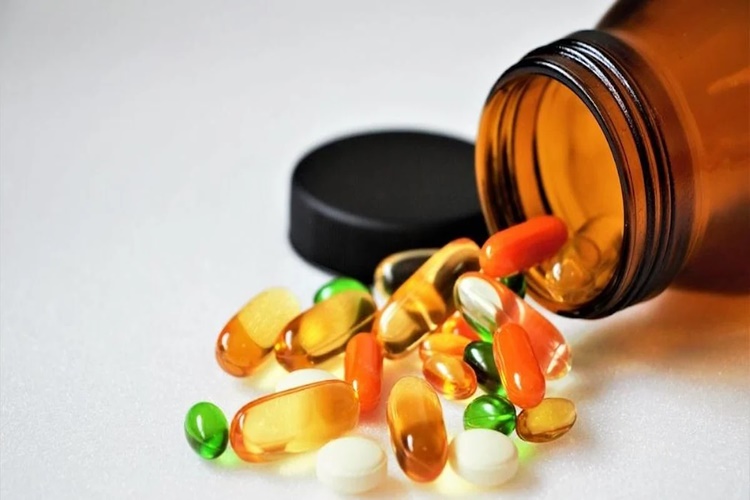 Vitamin İlaçları Tüylenme Yapar Mı?