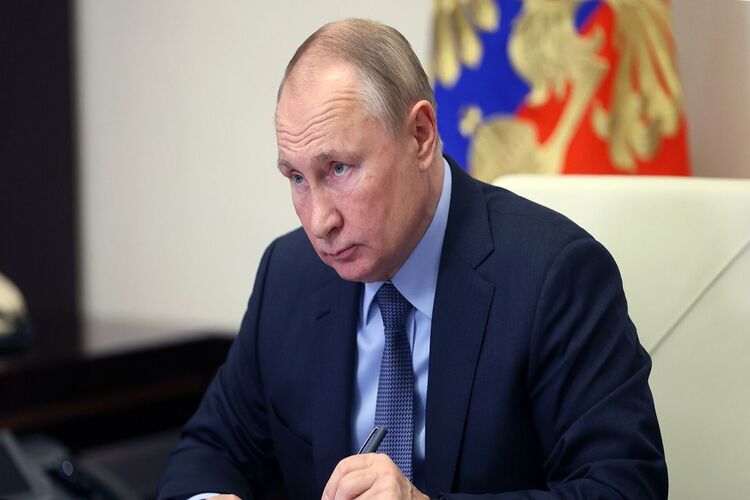 Vladimir Putin Aslen Nereli?