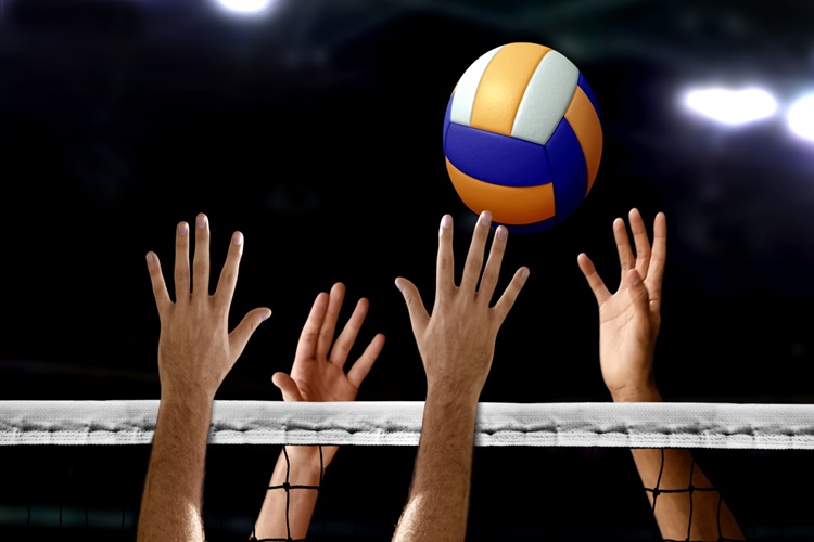 Voleybolcular İçine Ne Giyer?