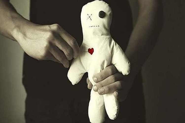Voodoo Büyüsü Nedir?