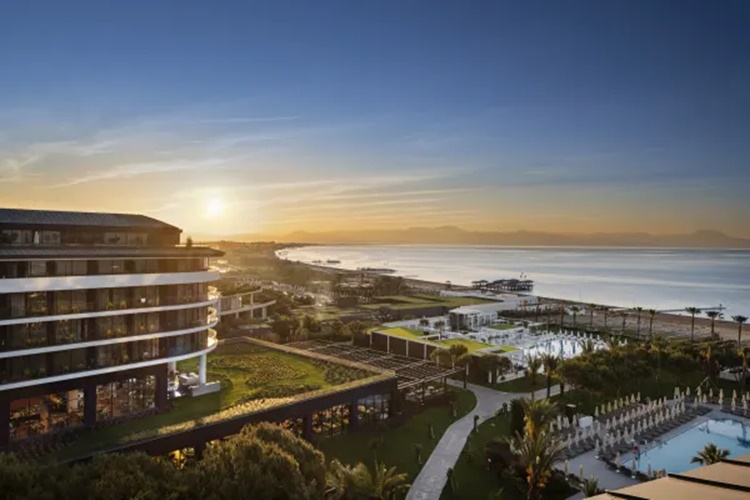 Voyage Belek Otel Sahibi Kim?