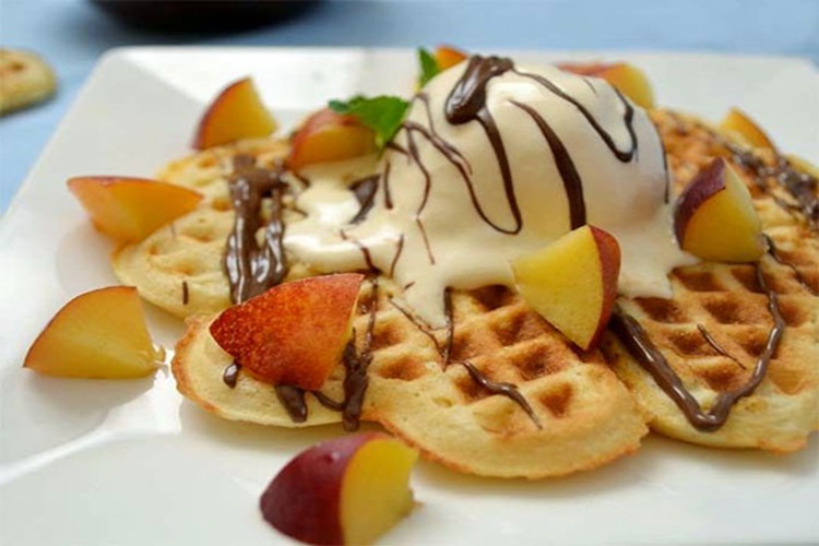Waffle Hamuru Sütsüz Olur Mu?