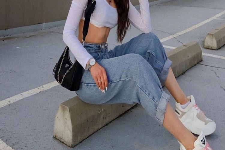 Wide Leg Jean Kimlere Yakışır?