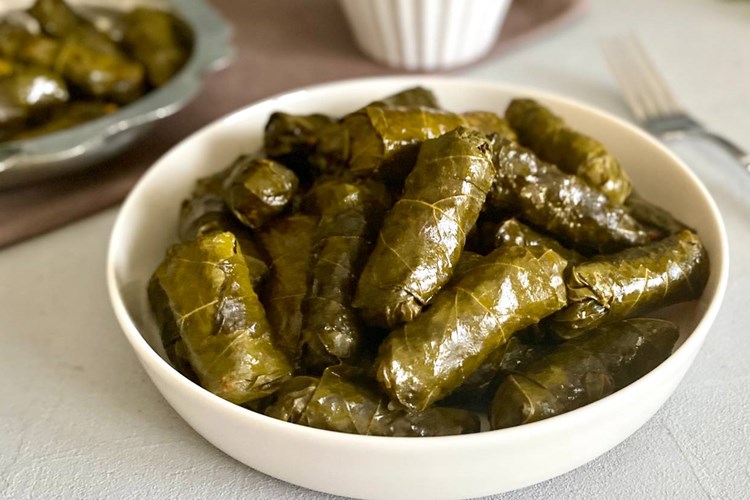 Yaprak Sarması Nereye Ait Bir Yemektir?