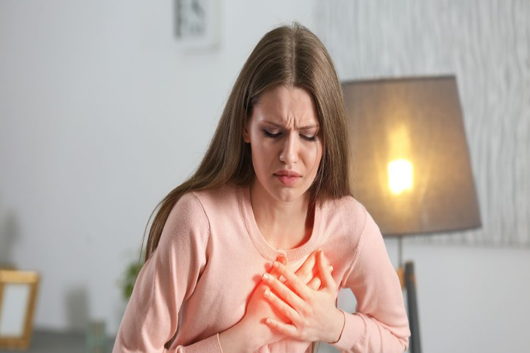 Yemek Borusuna Stent Takıldıktan Sonra Çarpıntı Olur Mu?