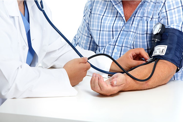 Yemek Borusuna Stent Takıldıktan Sonra Tansiyon Düşüklüğü Nasıl Geçer?