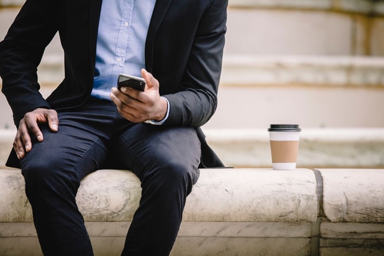Yeni Alınan Telefon Neden Donar?