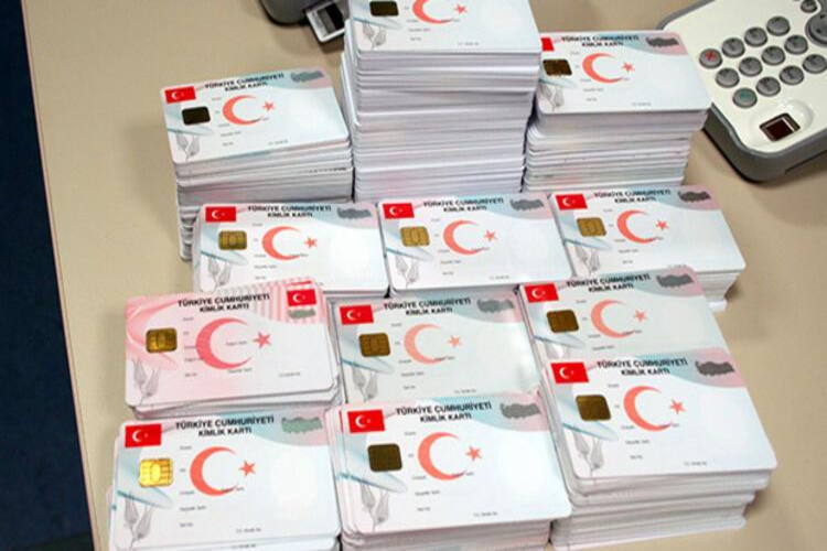 Yeni Kimlik Başvurusu Nasıl Yapılır?