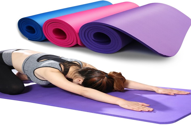 Yoga Matı Gerekli Mi?