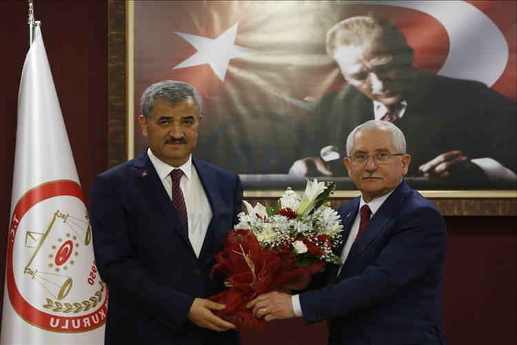 YSK Üyelerini Kim Seçer?