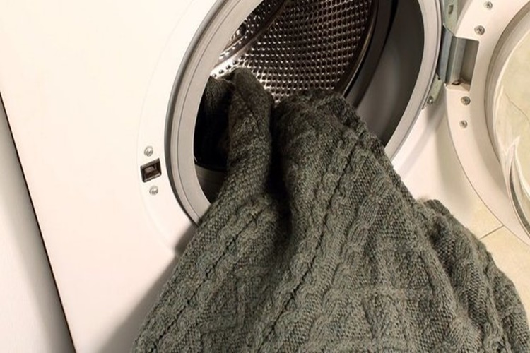 Yün Çamaşır Makinesinde Kaç Derecede Yıkanır?