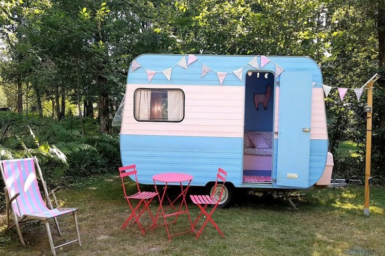 Yurt Dışından Karavan Nasıl Getirilir?