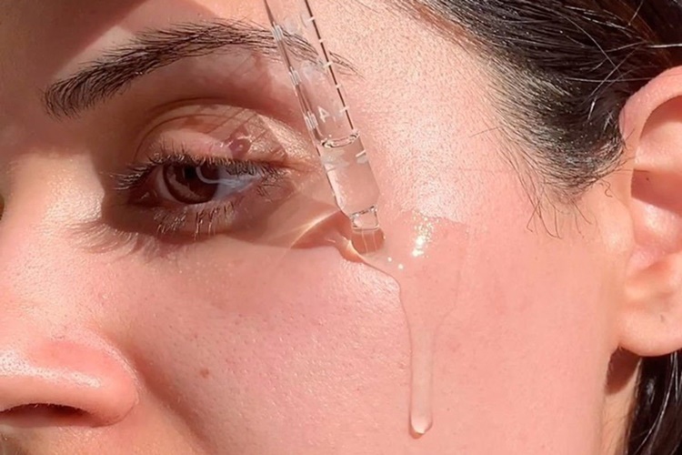 Yüz Temizleme Jelleri Tüylenme Yapar Mı?