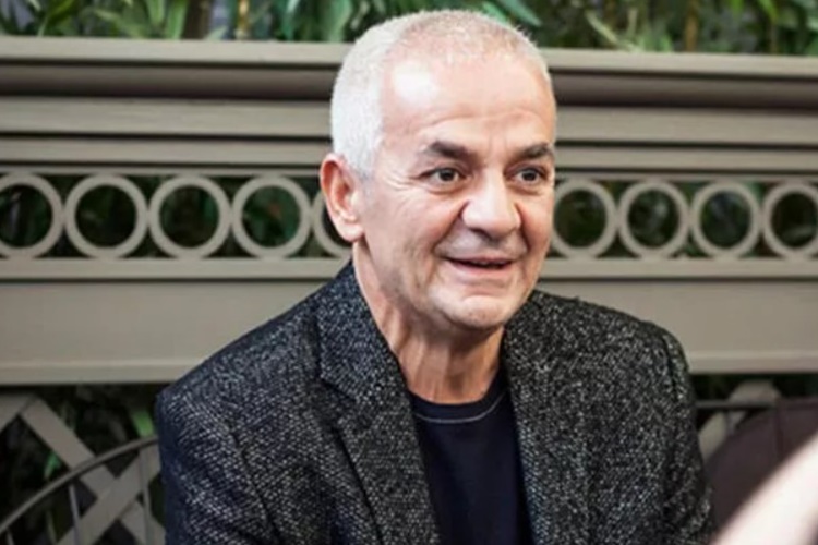 Zafer Algöz Alevi Midir?