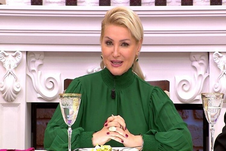 Zahide Yetiş Nereli?