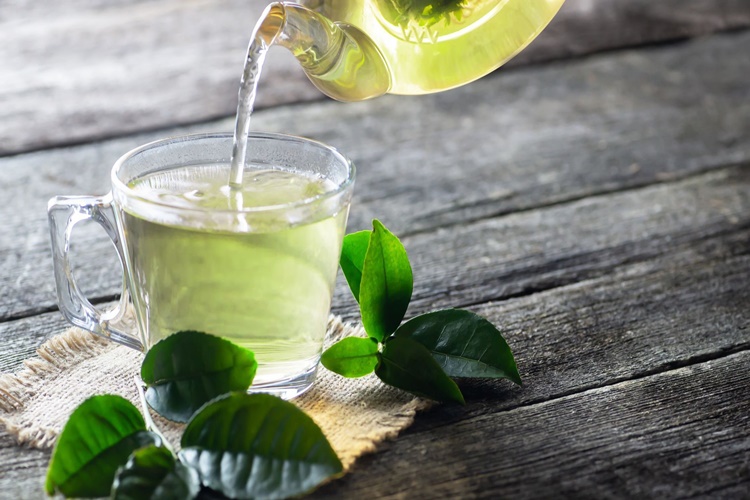 Zayıflamak İçin Limon Çayı Nasıl Yapılır?