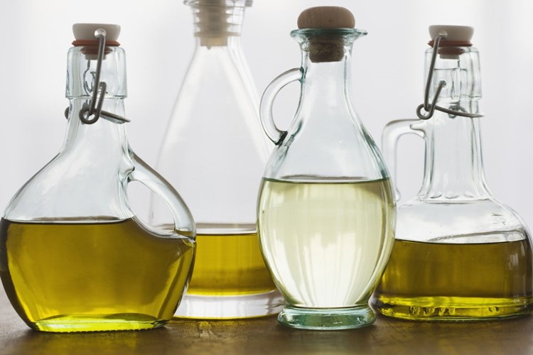 Zeytinyağı İle Salata Olur Mu?